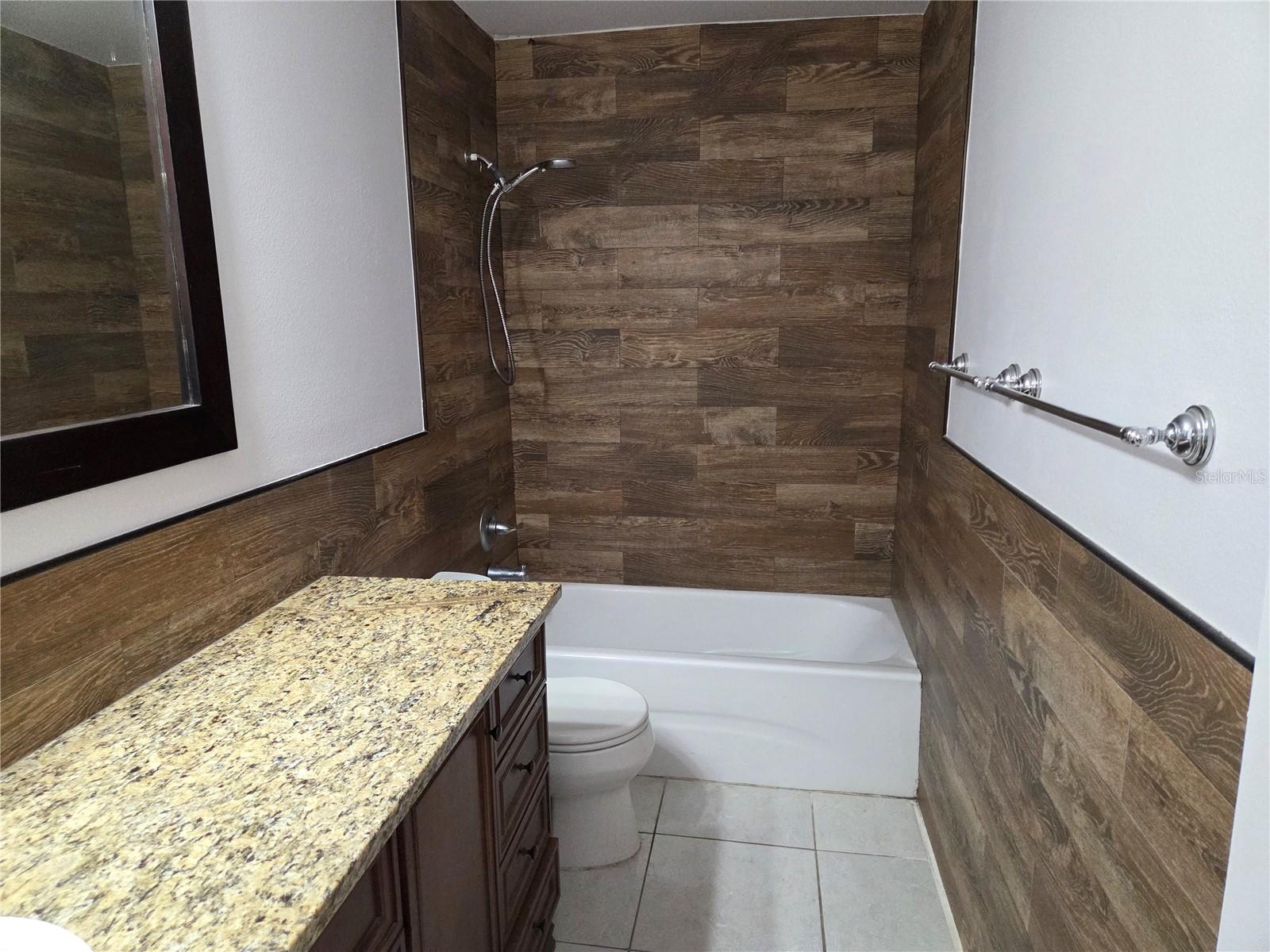 Image 8 of 19 For 24914 Silversmith Drive