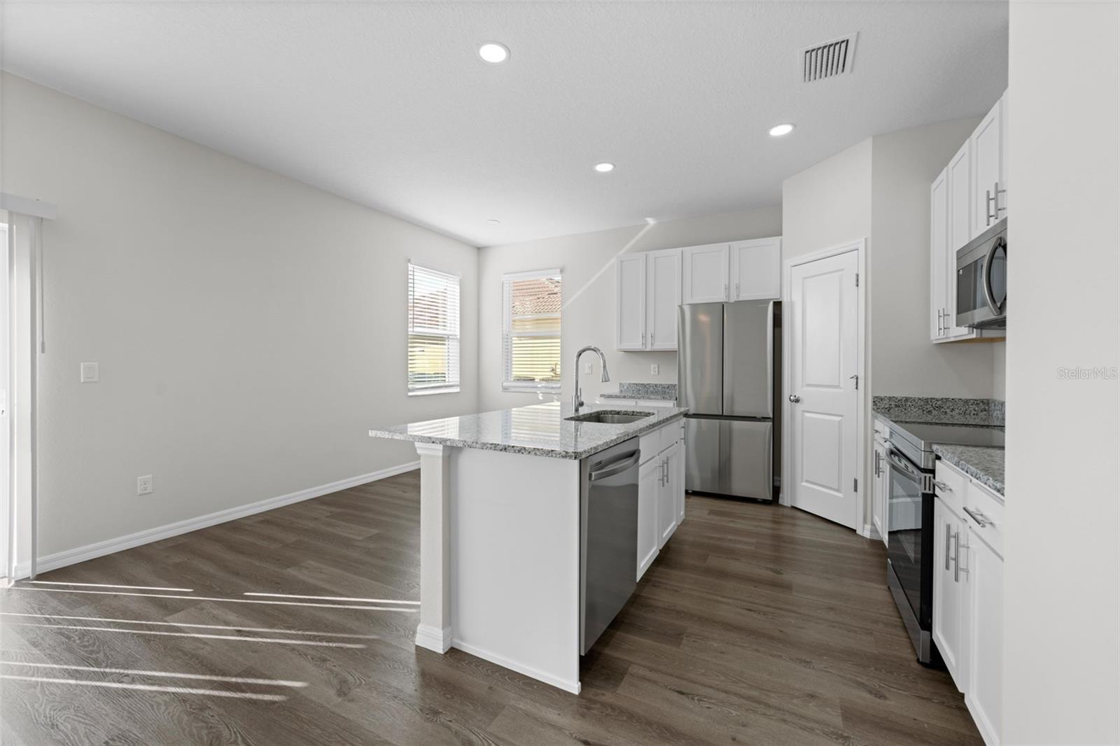 Image 10 of 76 For 9316 Gentle Ben Court