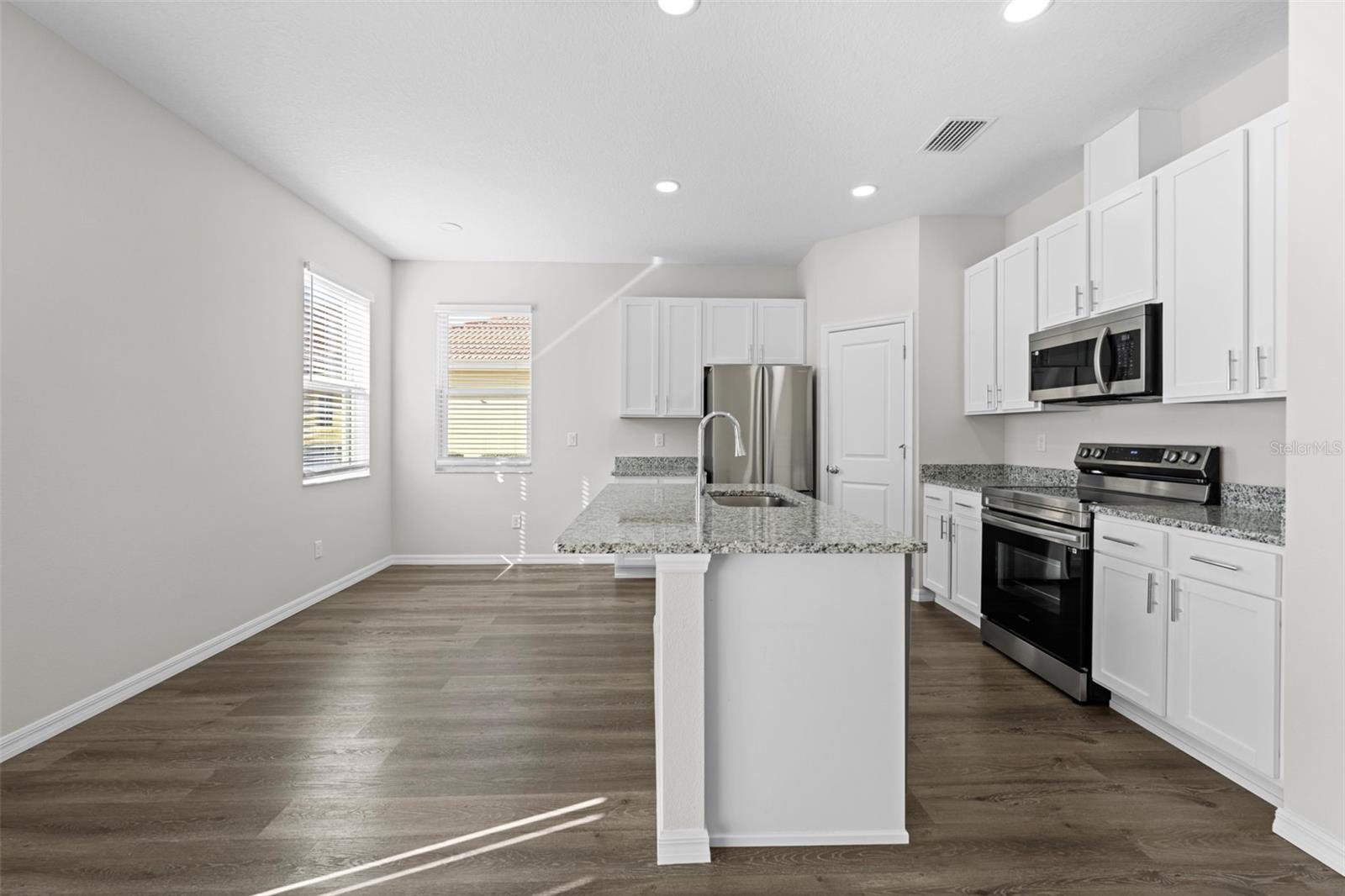 Image 11 of 76 For 9316 Gentle Ben Court