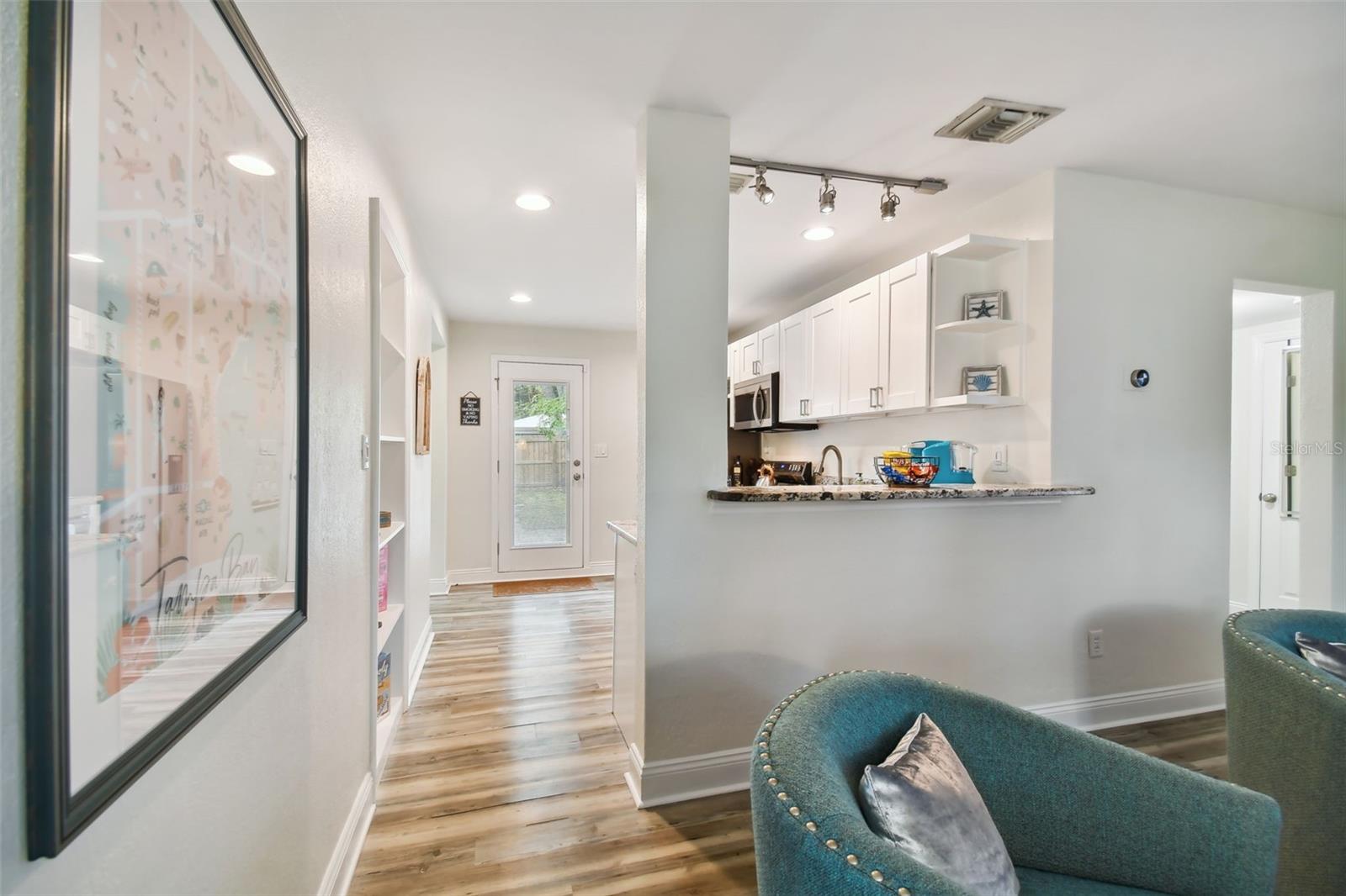 Image 19 of 37 For 4324 Clark Avenue