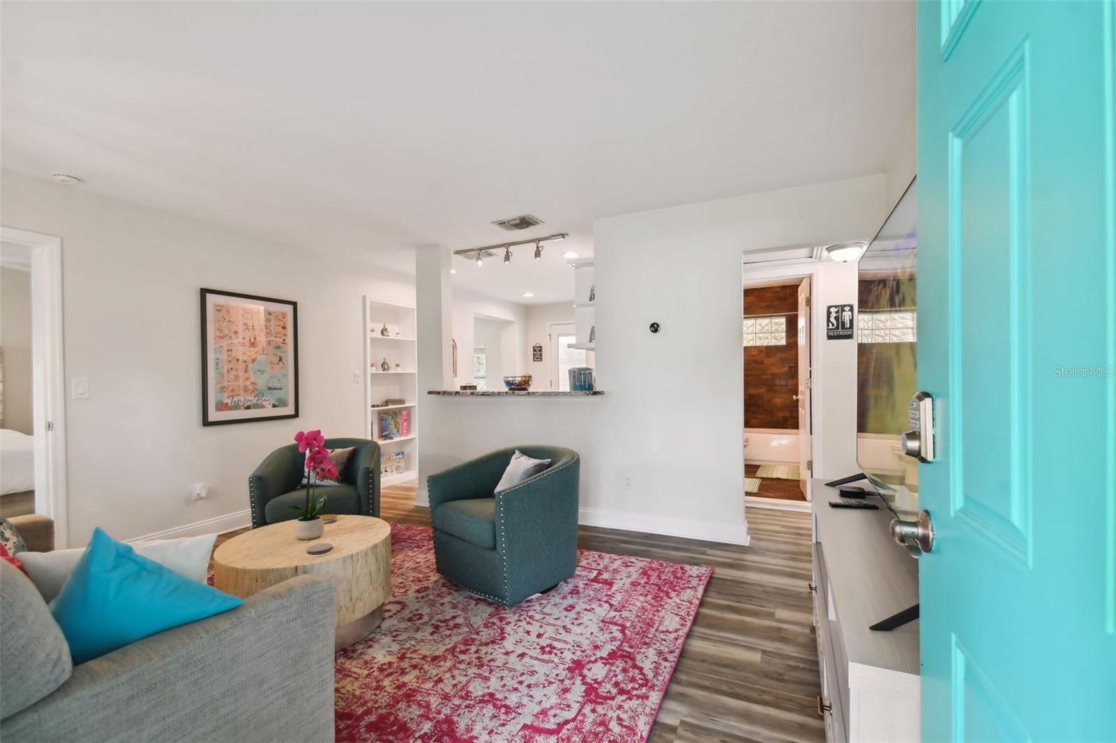 Image 3 of 37 For 4324 Clark Avenue