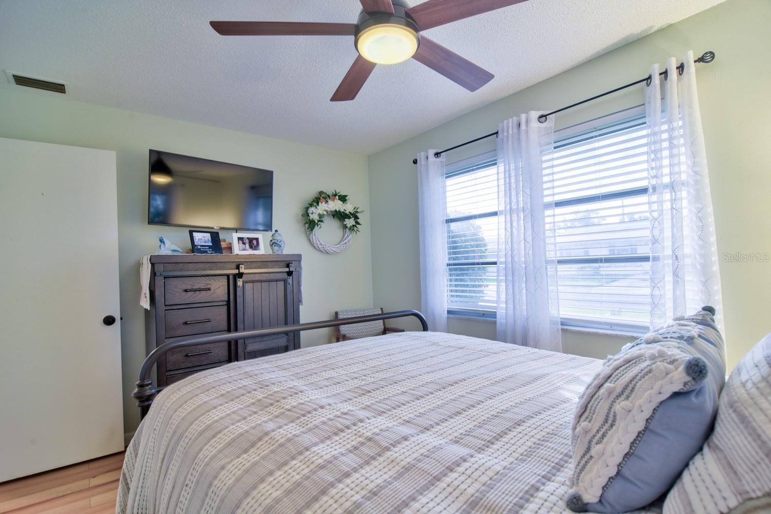 Image 7 of 43 For 4515 99th Avenue N