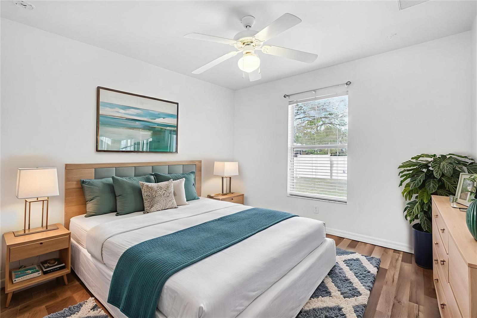 Image 15 of 18 For 3280 Price Boulevard