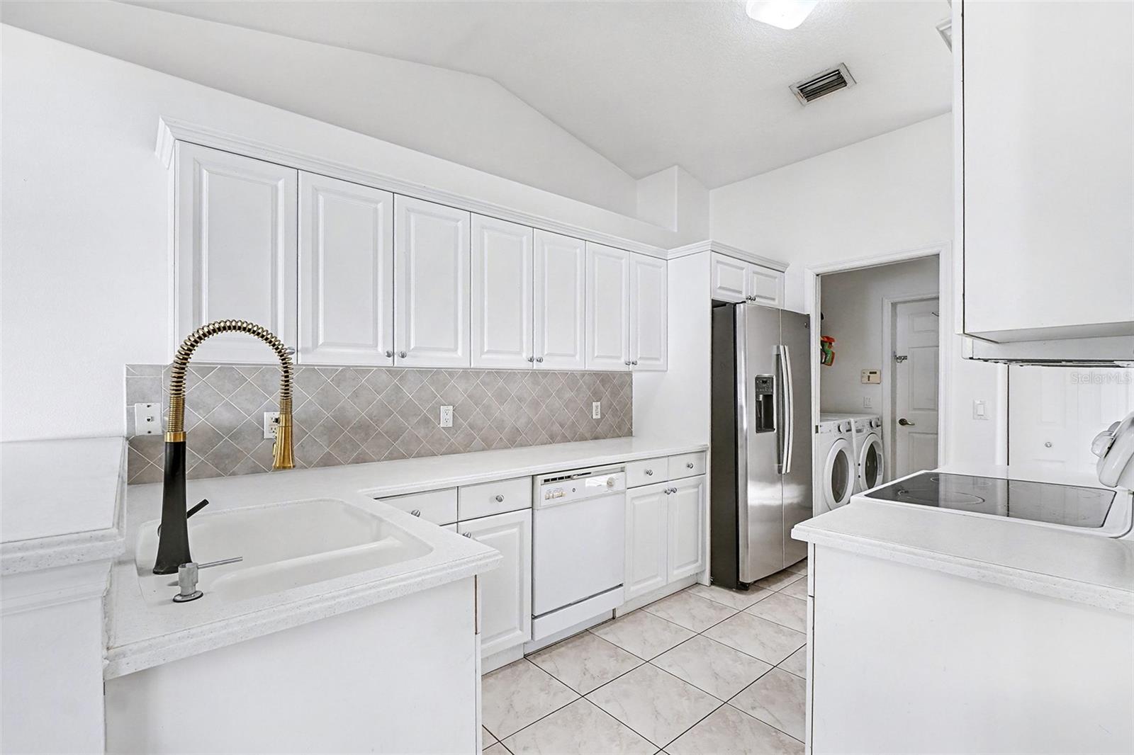 Image 3 of 18 For 3280 Price Boulevard