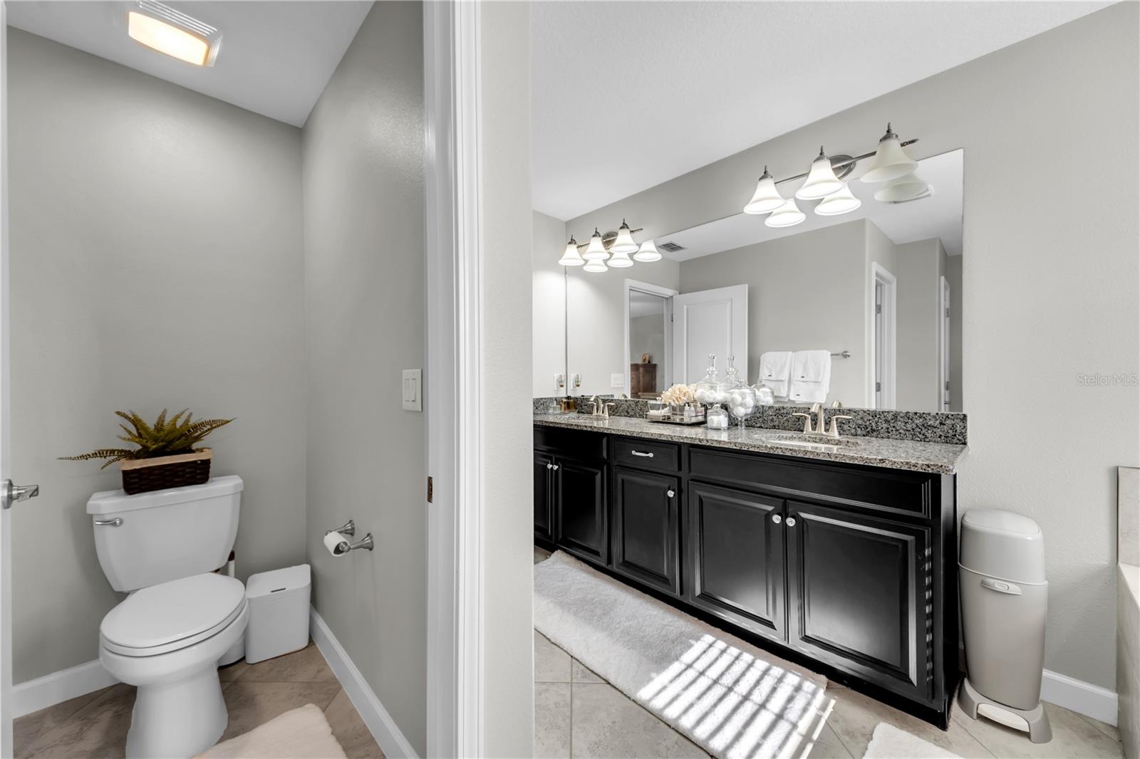 Image 36 of 51 For 13220 Satin Lily Drive