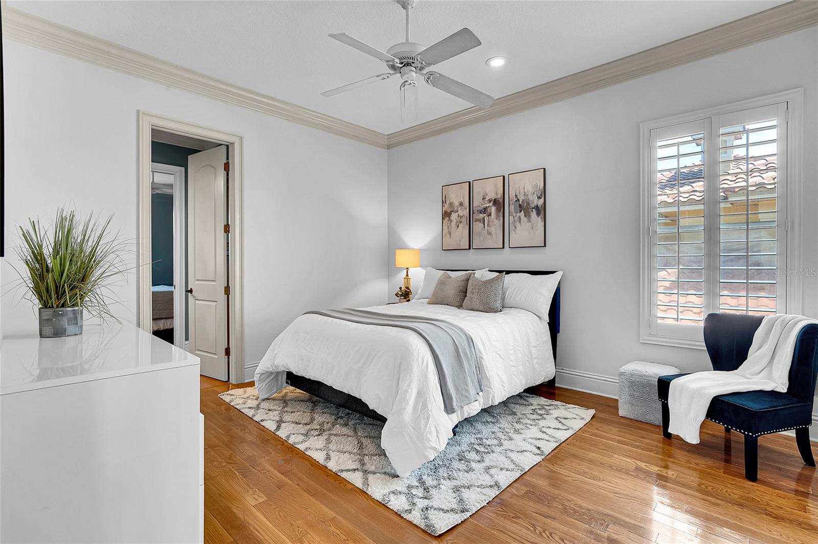 Listing photo id 29 for 8707 Silverthorn Road