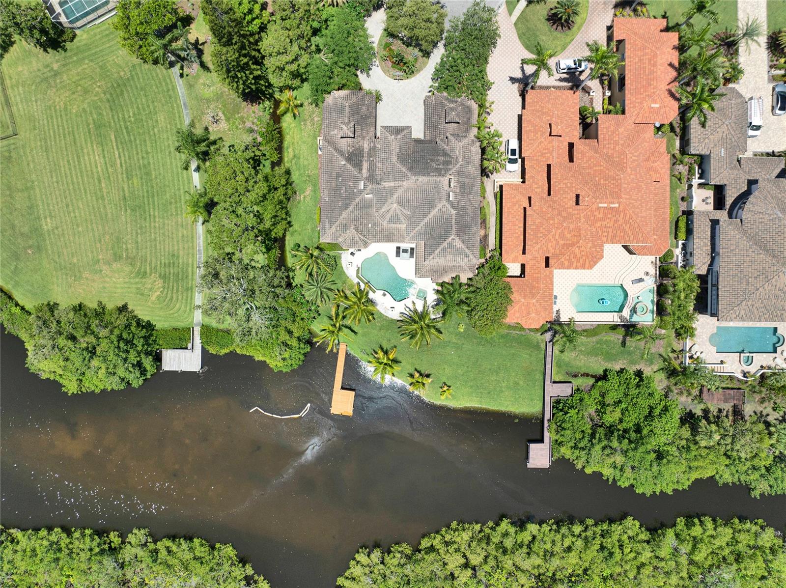 Listing photo id 55 for 8707 Silverthorn Road