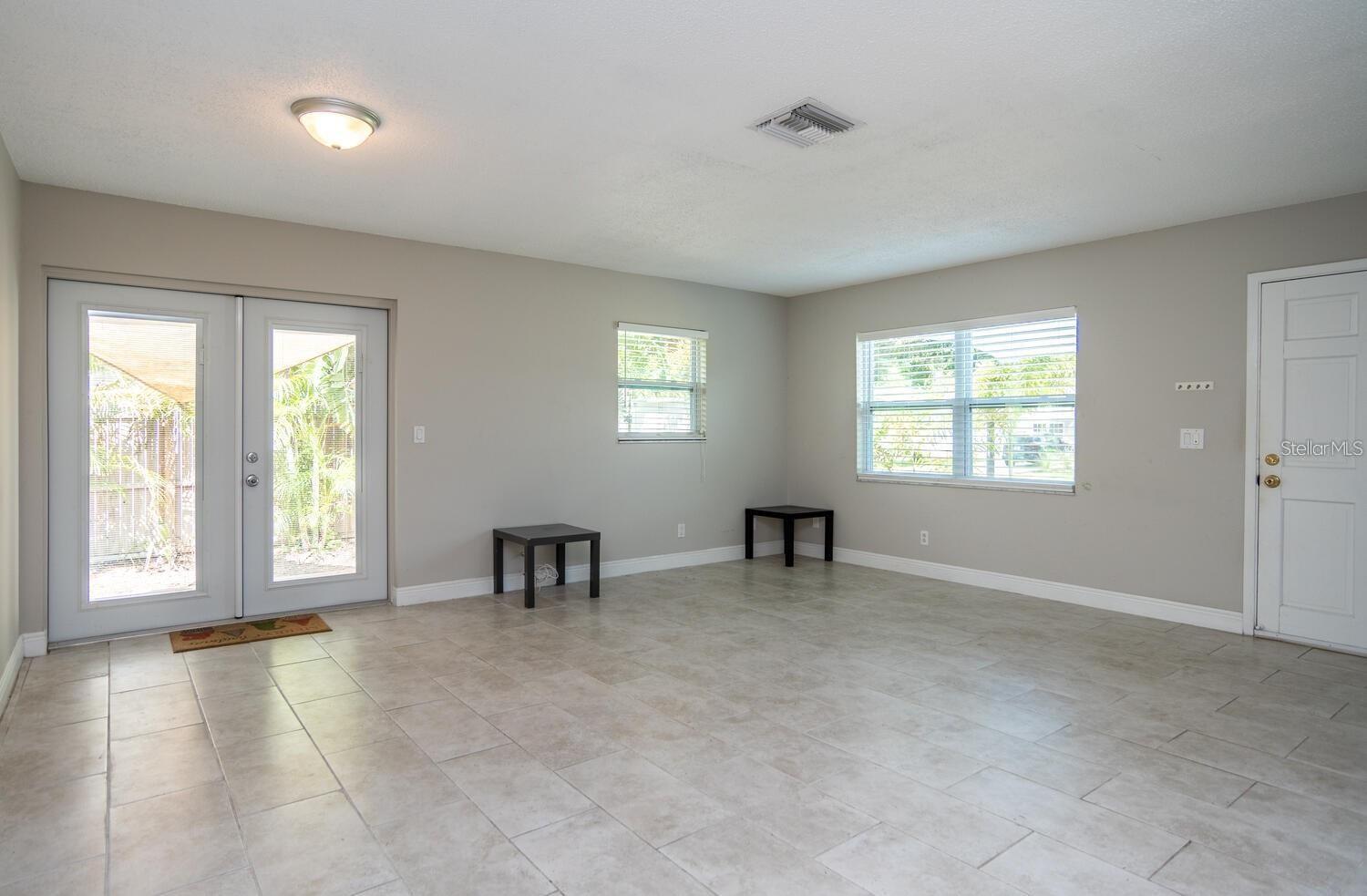 Image 7 of 19 For 1770 New Hampshire Avenue Ne