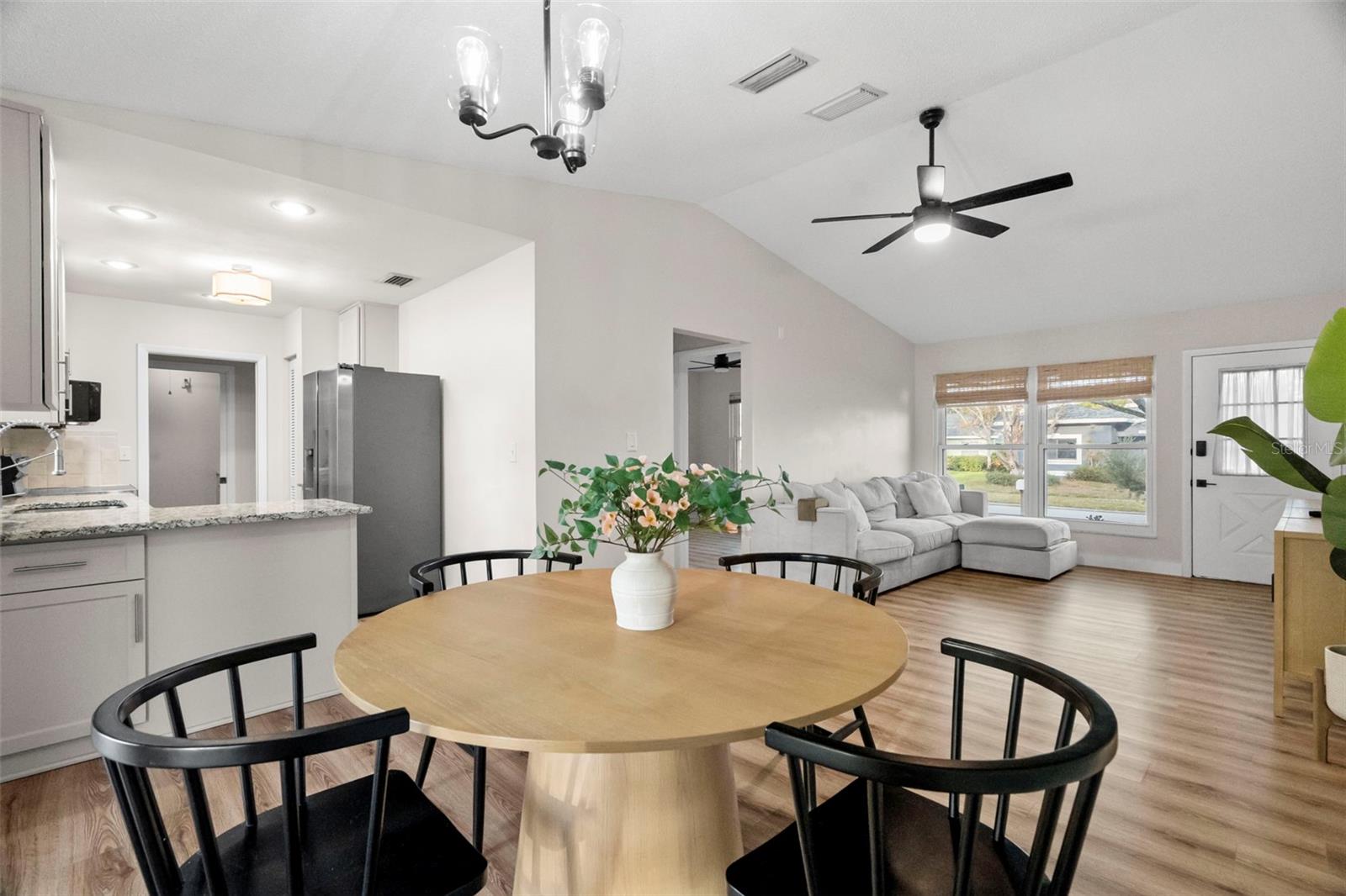 Image 10 of 38 For 6500 Briar Ridge Court N