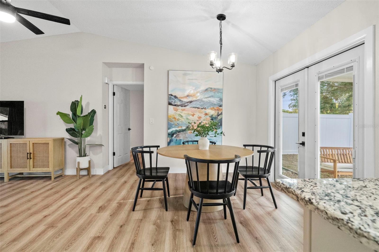 Image 12 of 38 For 6500 Briar Ridge Court N