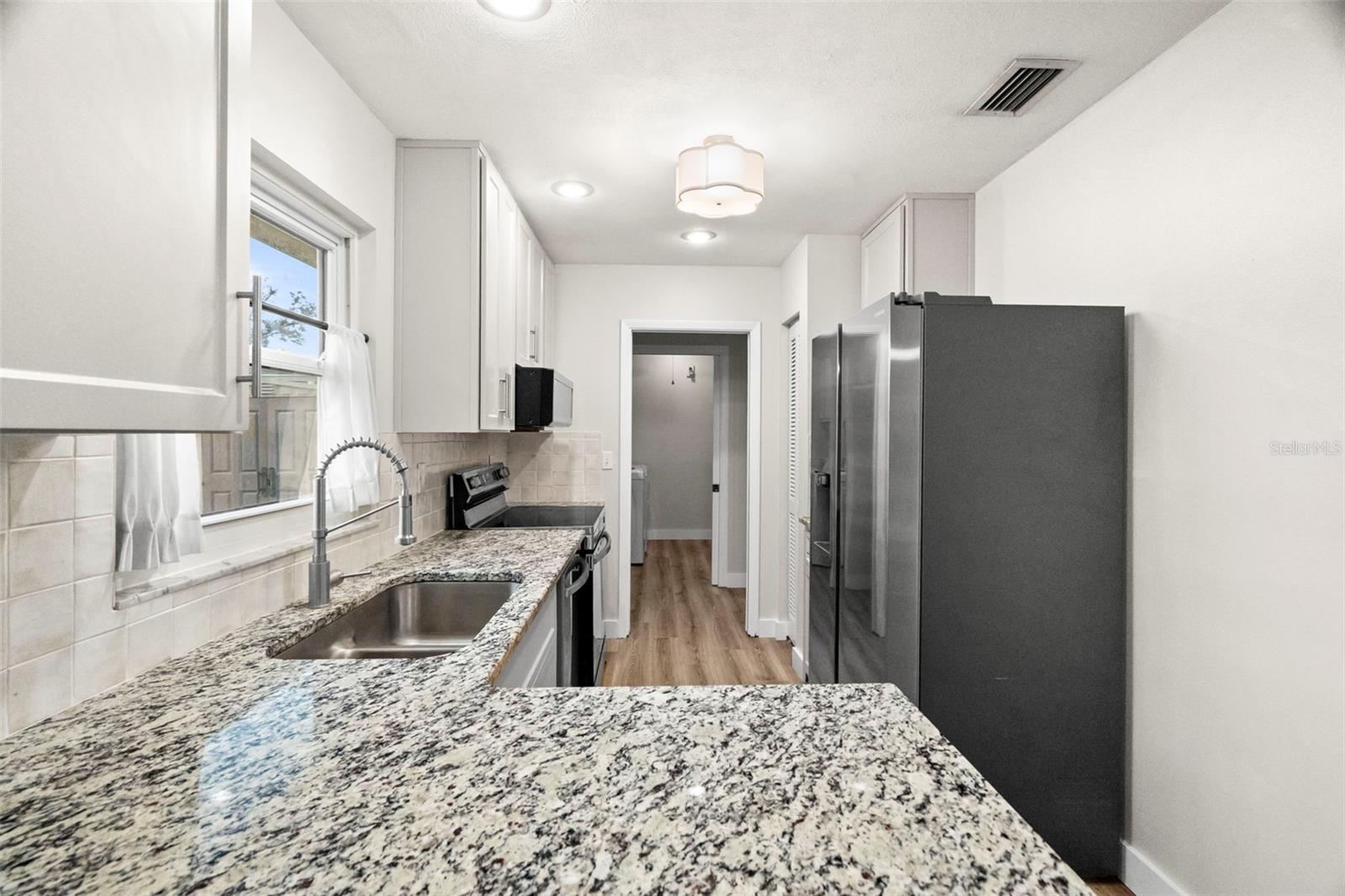 Image 14 of 38 For 6500 Briar Ridge Court N