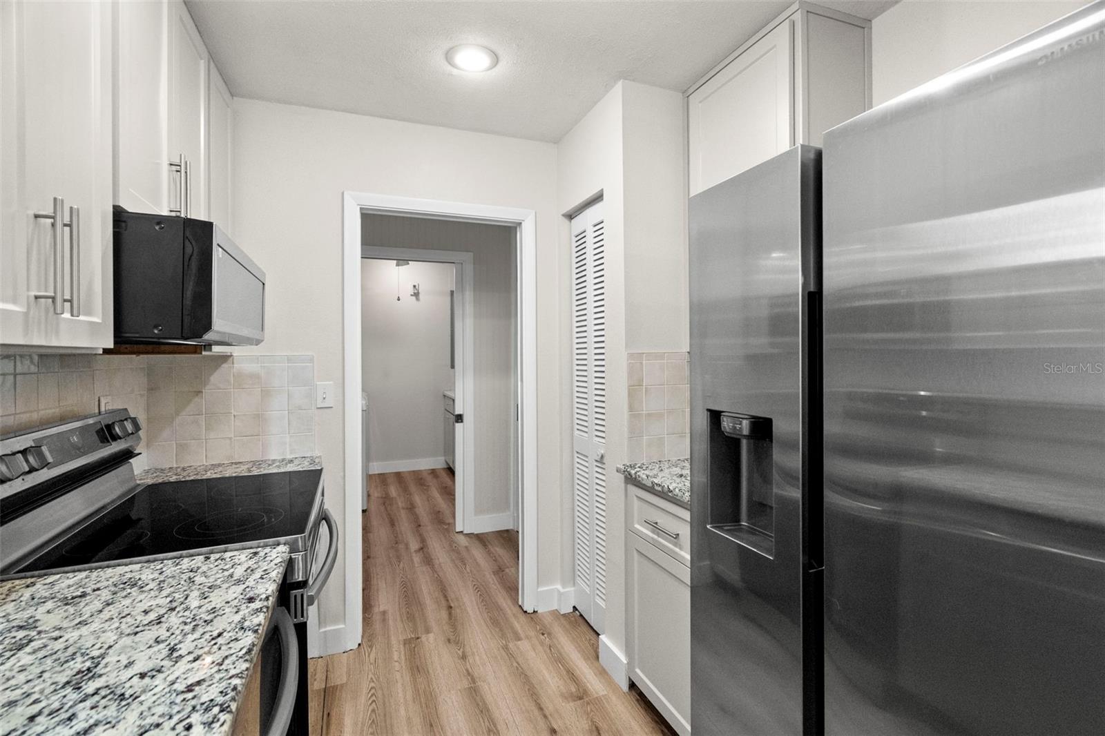 Image 15 of 38 For 6500 Briar Ridge Court N