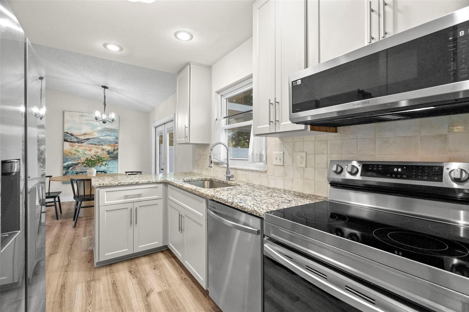 Image 16 of 38 For 6500 Briar Ridge Court N