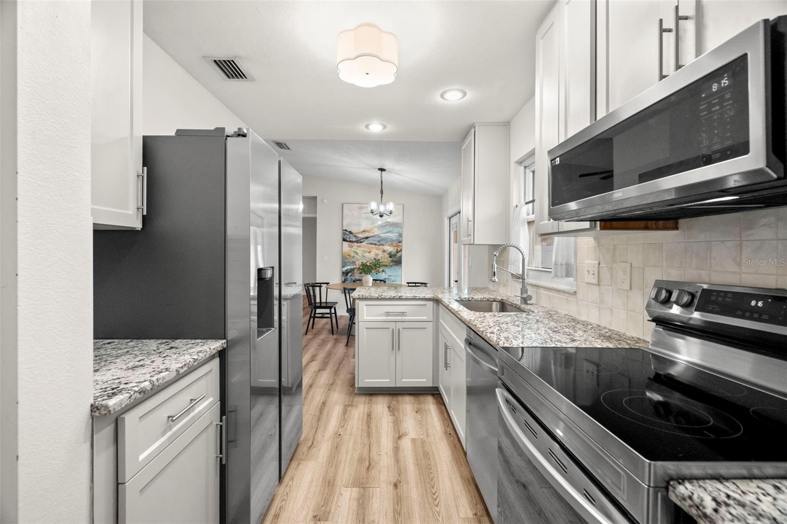 Image 17 of 38 For 6500 Briar Ridge Court N