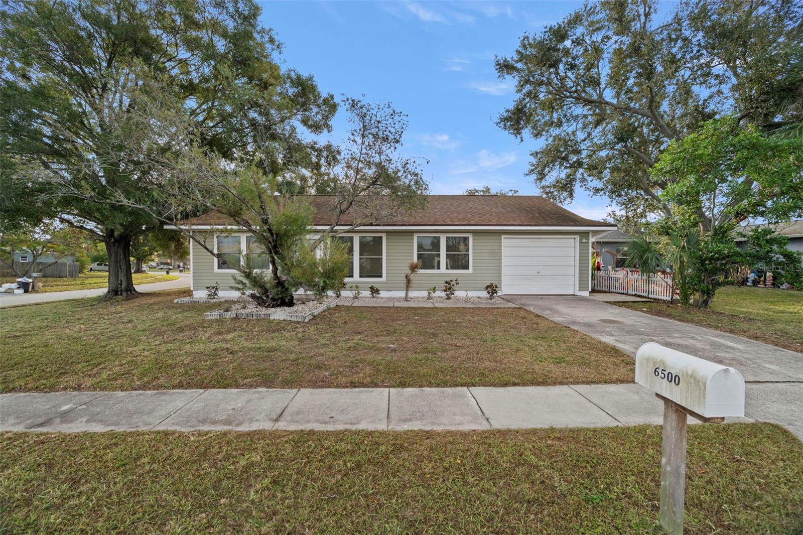 Image 35 of 38 For 6500 Briar Ridge Court N