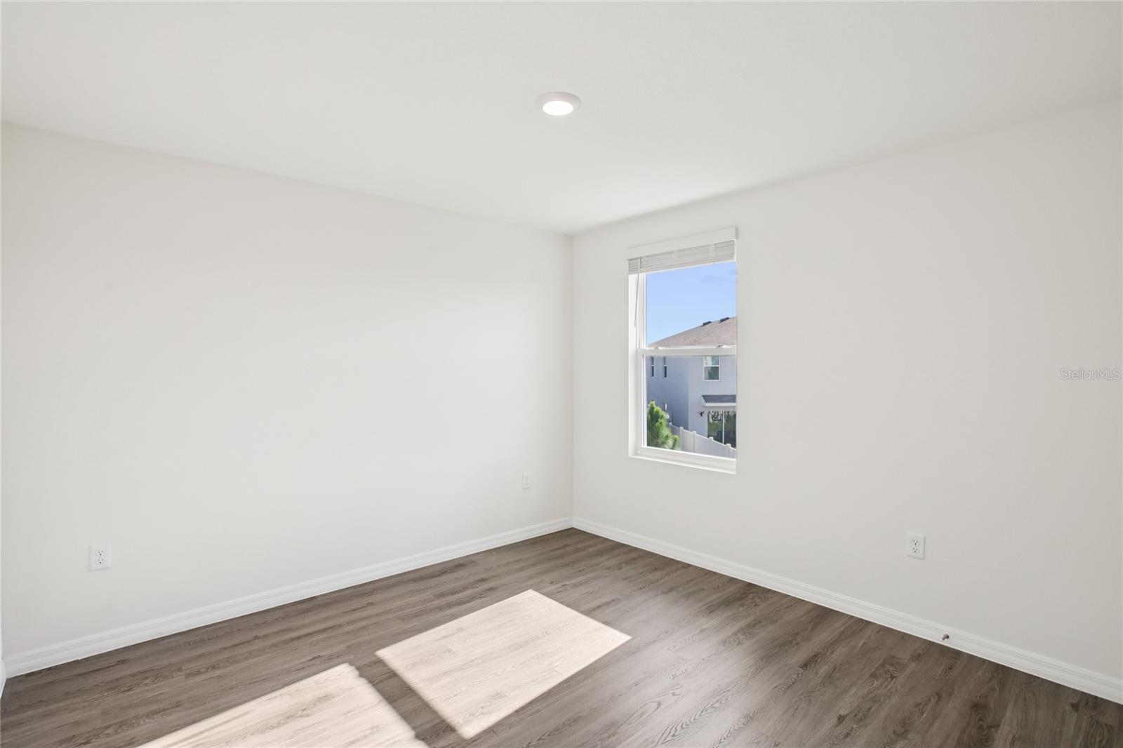 Image 13 of 44 For 35992 Sunflower Hill Drive