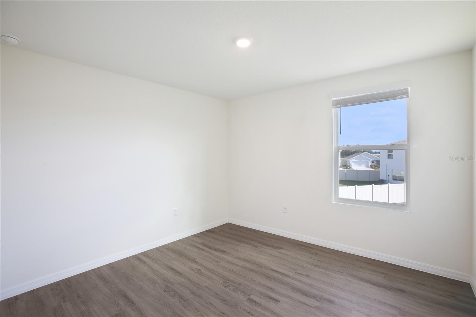 Image 15 of 44 For 35992 Sunflower Hill Drive