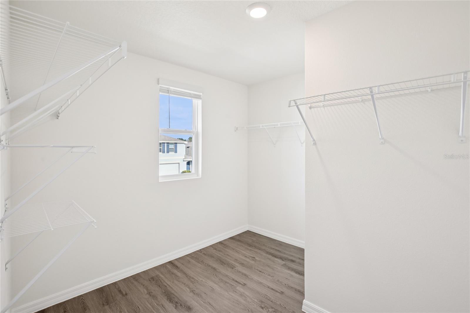 Image 18 of 44 For 35992 Sunflower Hill Drive