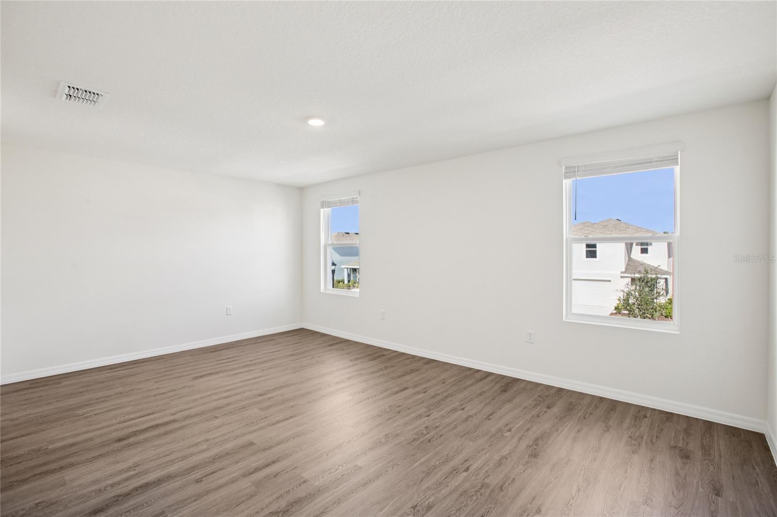 Image 24 of 44 For 35992 Sunflower Hill Drive