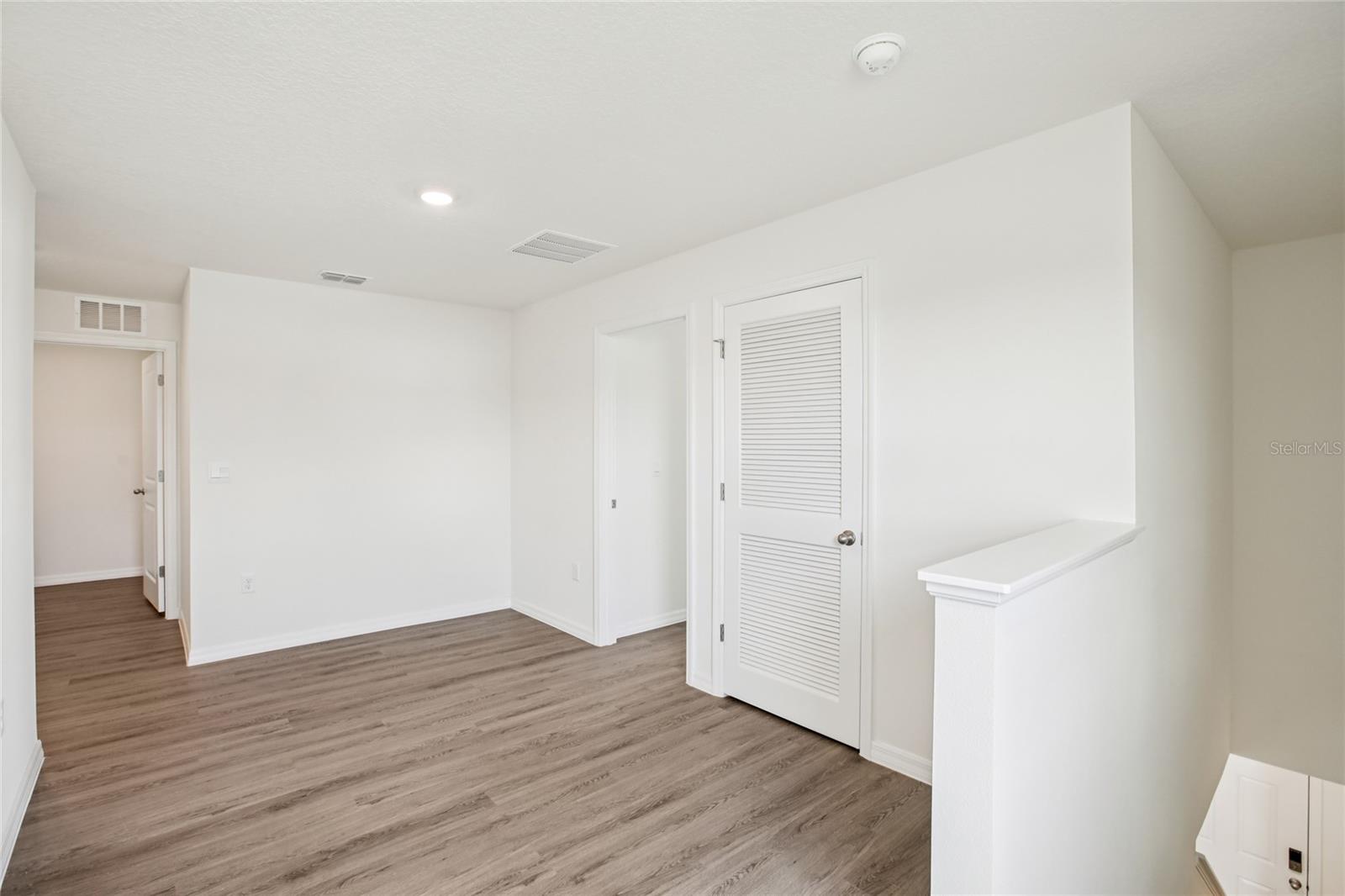 Image 25 of 44 For 35992 Sunflower Hill Drive