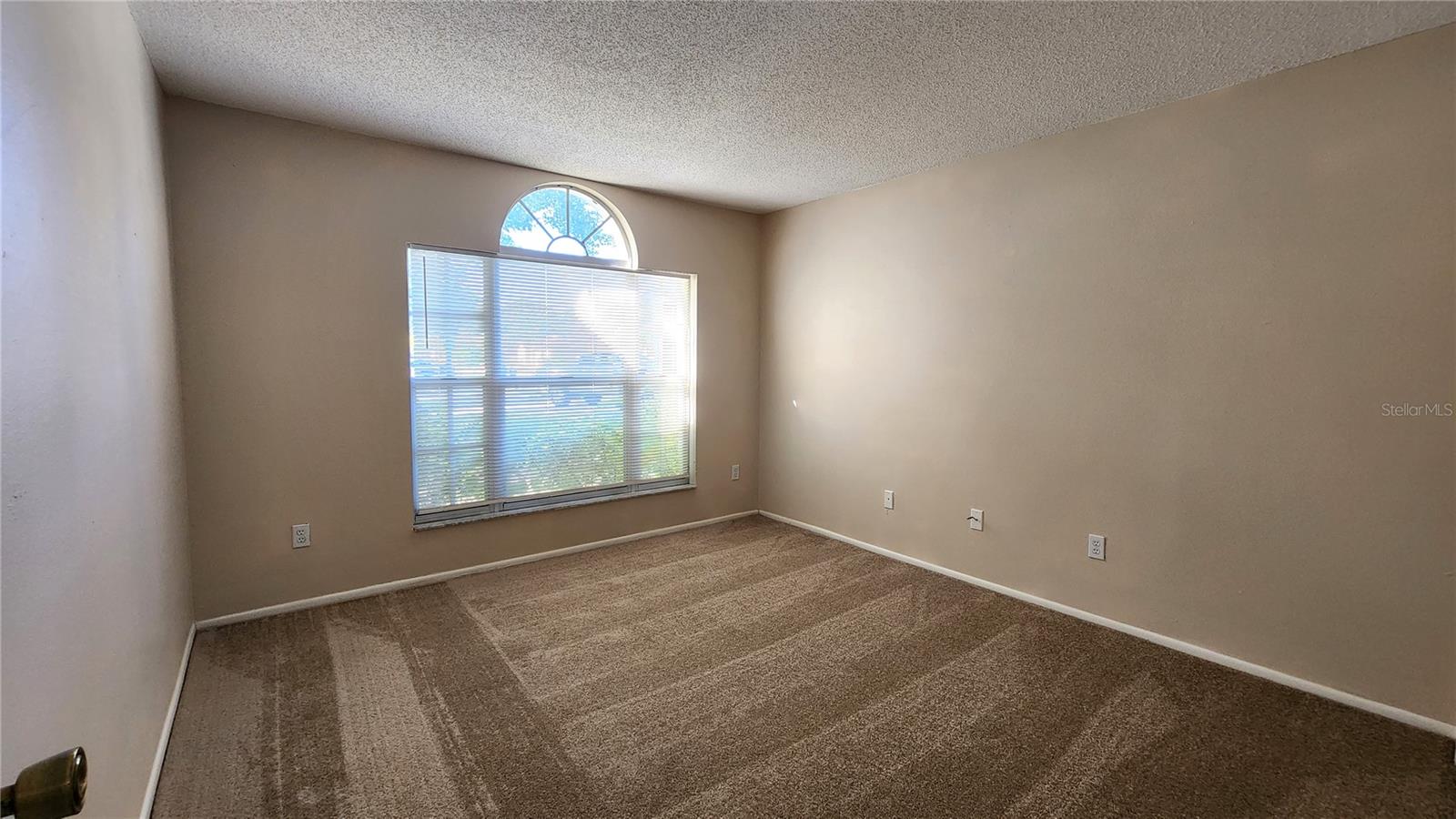 Image 9 of 16 For 1633 Elk Spring Drive