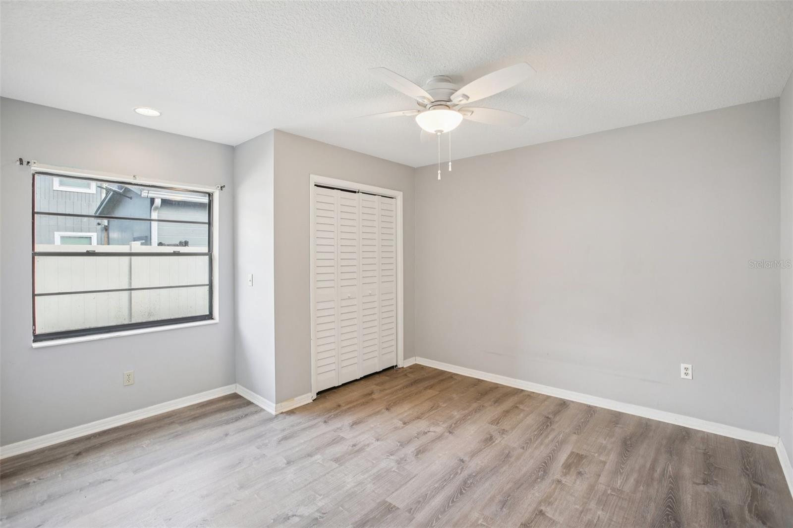 Image 19 of 35 For 14107 Briarthorn Drive