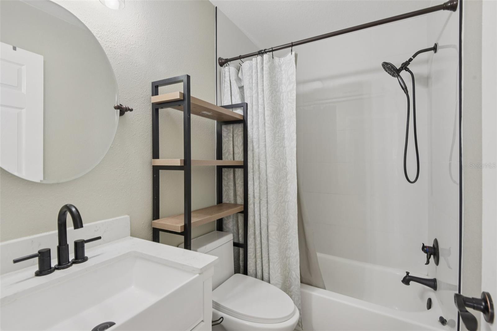 Image 17 of 33 For 34037 Woodland Circle