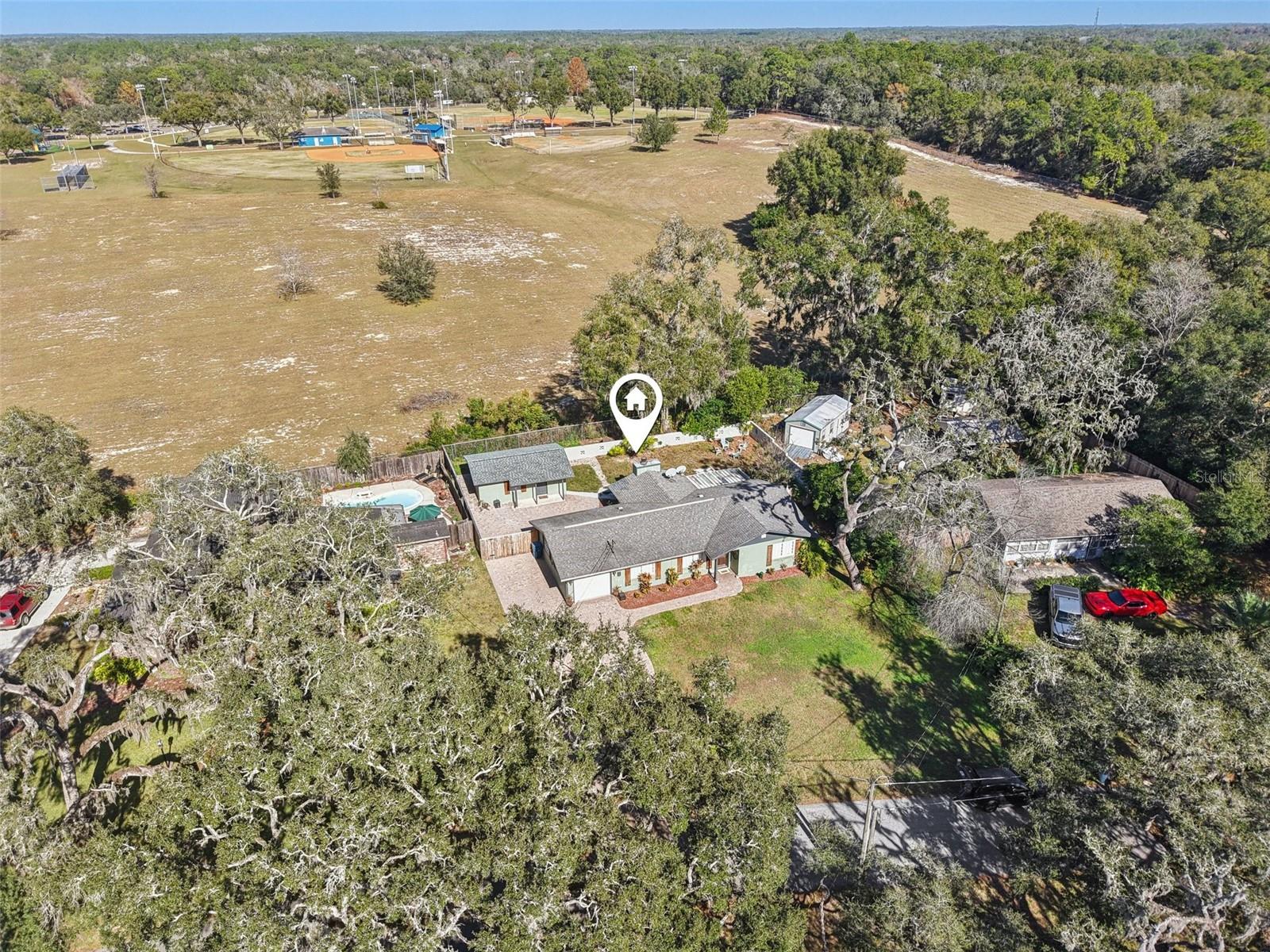 Image 30 of 33 For 34037 Woodland Circle