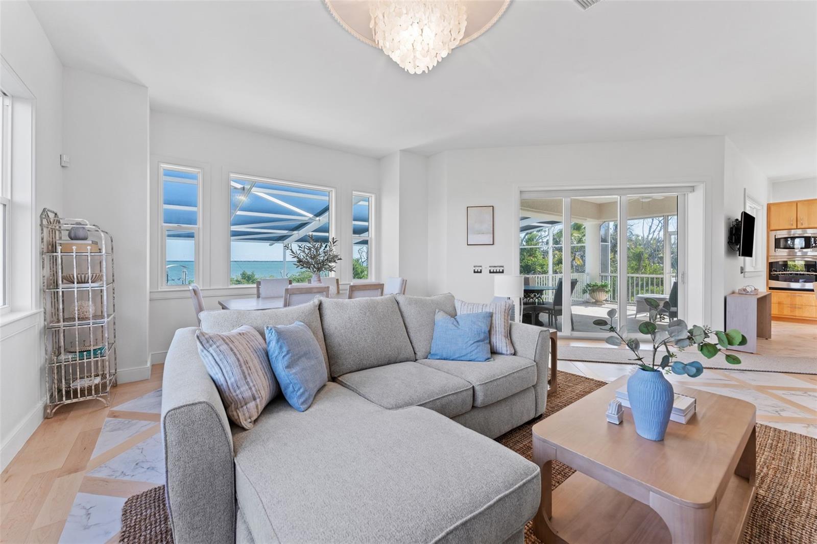 Image 18 of 98 For 4150 Snail Island Court