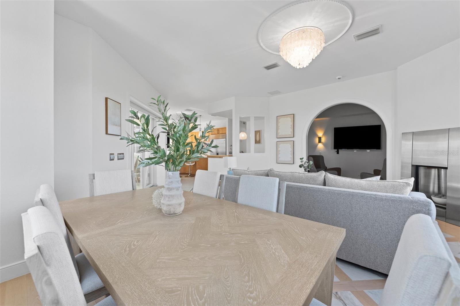 Image 21 of 98 For 4150 Snail Island Court