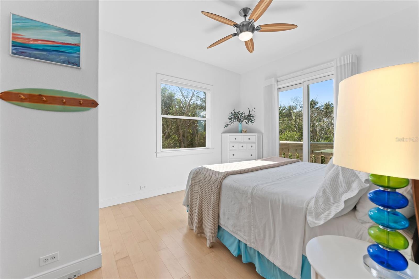 Image 25 of 98 For 4150 Snail Island Court