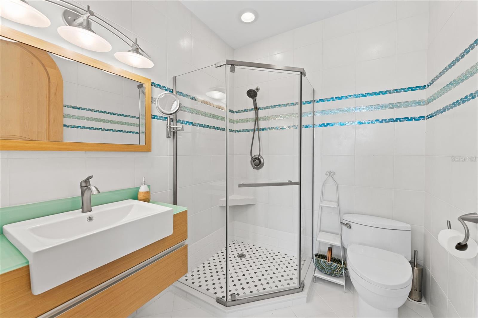 Image 29 of 98 For 4150 Snail Island Court