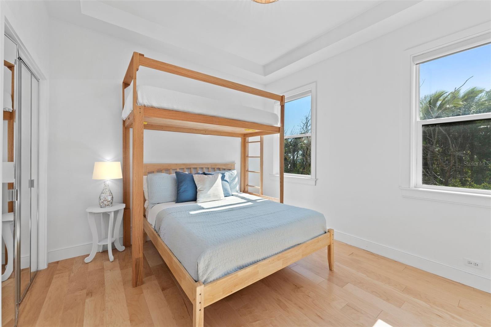 Image 34 of 98 For 4150 Snail Island Court