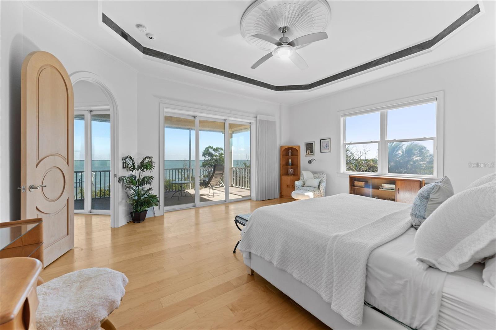 Image 39 of 98 For 4150 Snail Island Court