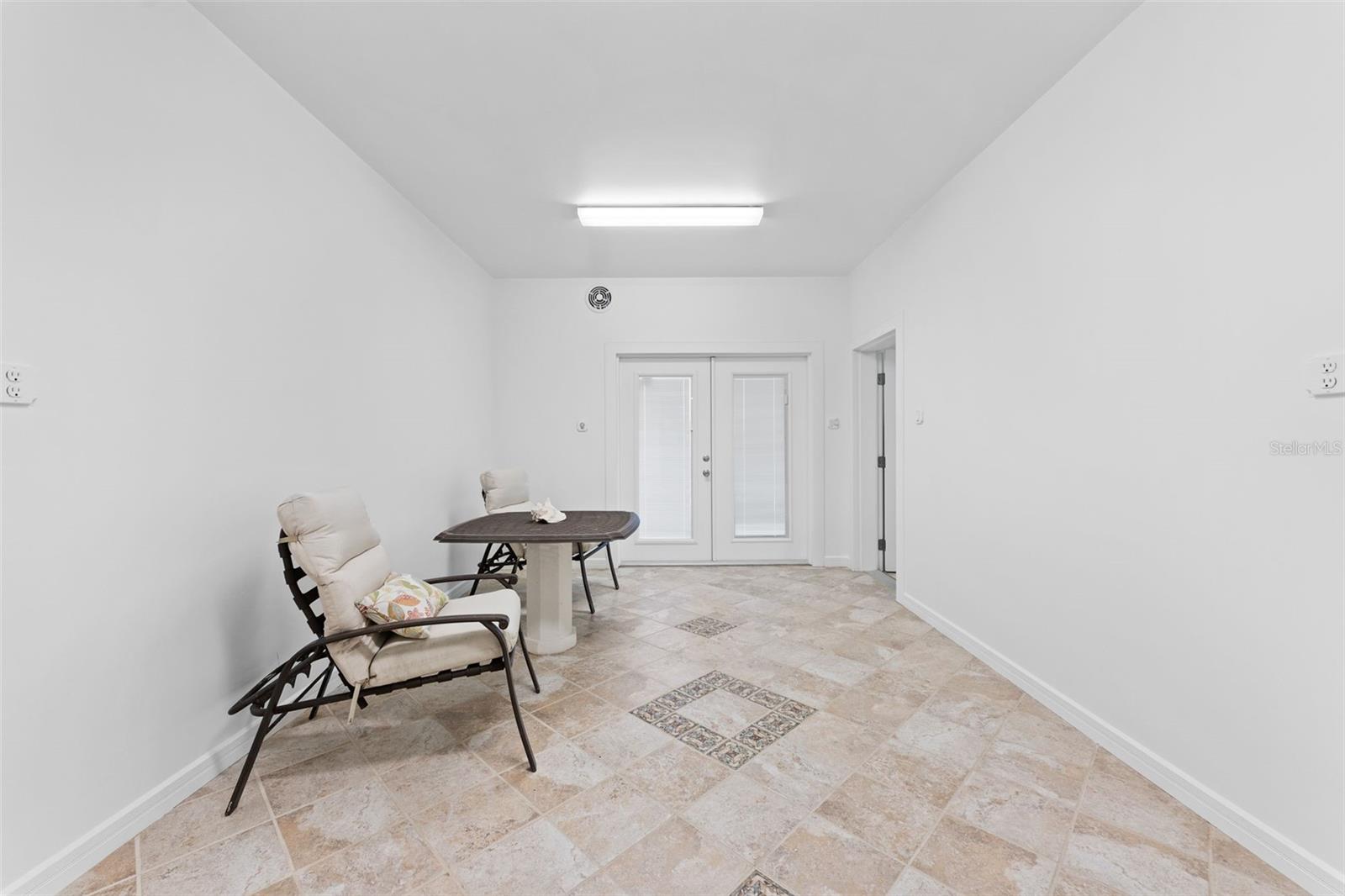 Image 63 of 98 For 4150 Snail Island Court