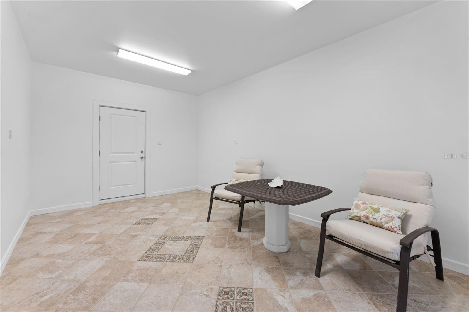 Image 64 of 98 For 4150 Snail Island Court