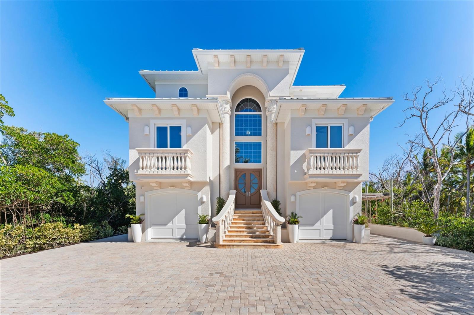 Image 8 of 98 For 4150 Snail Island Court