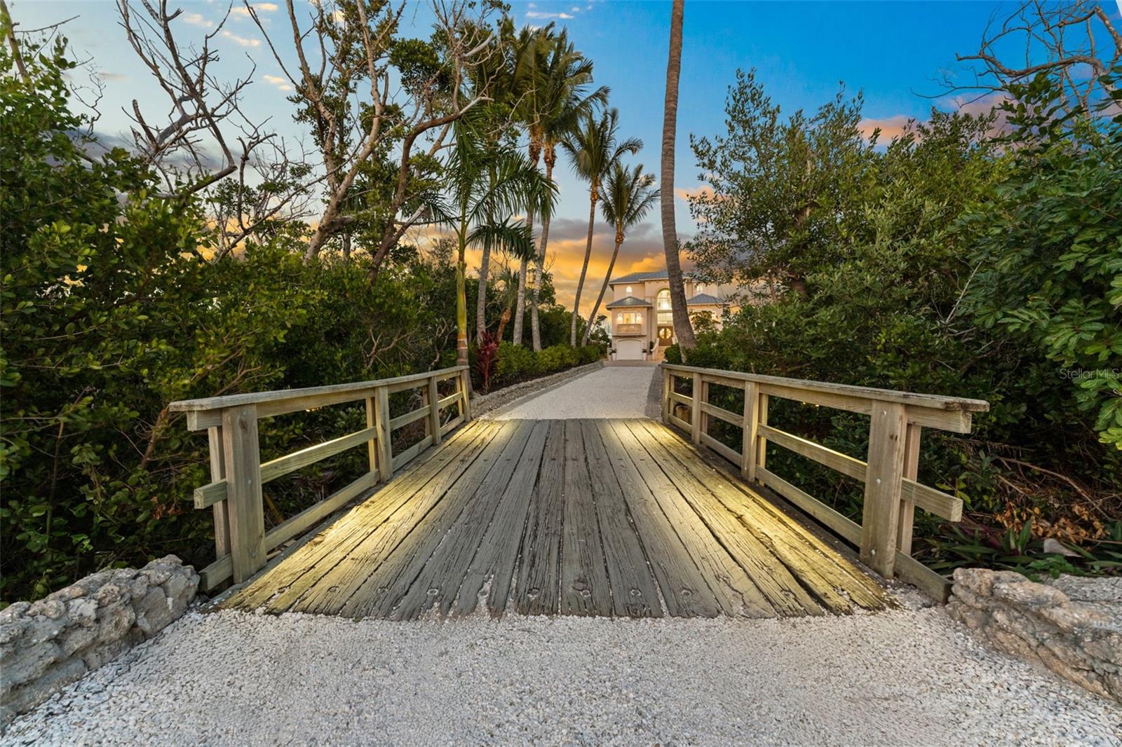 Image 93 of 98 For 4150 Snail Island Court