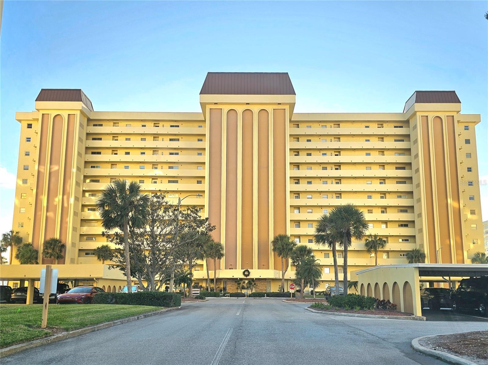 Details for 4525 Cove Circle 1002, ST PETERSBURG, FL 33708