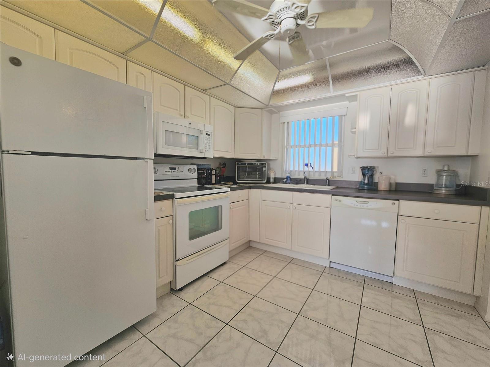 Image 10 of 42 For 4525 Cove Circle 1002