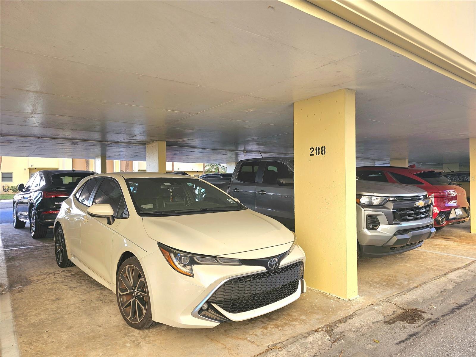 Image 30 of 42 For 4525 Cove Circle 1002