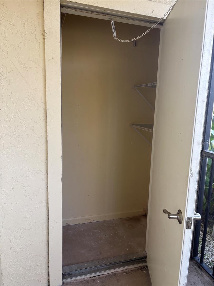 Image 26 of 33 For 11901 4th Street N 7107