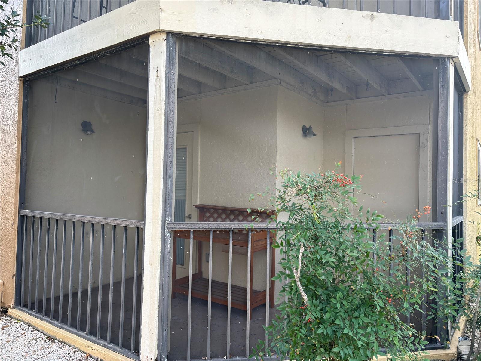 Image 29 of 33 For 11901 4th Street N 7107