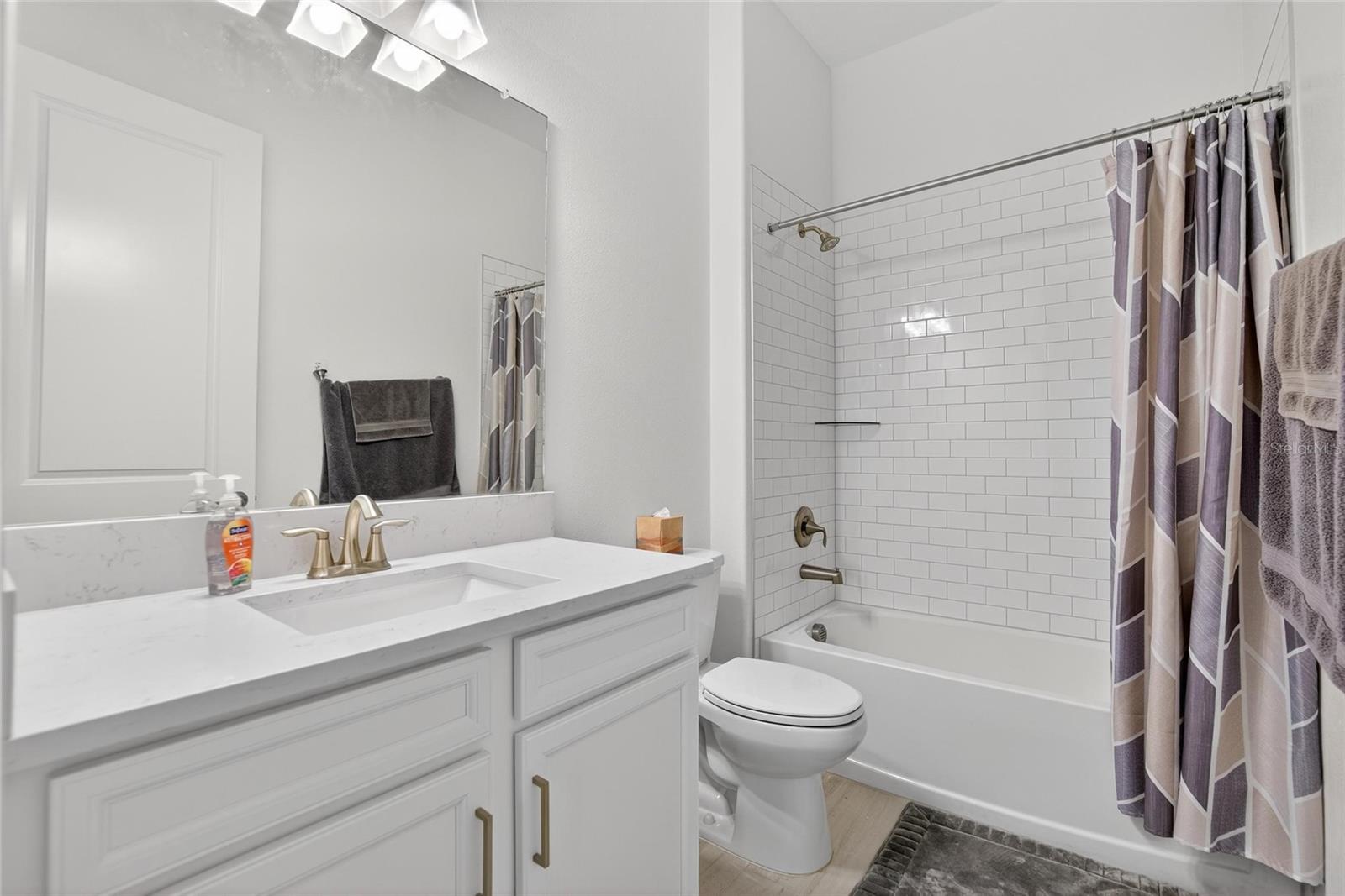 Image 15 of 89 For 17316 Scuba Crest Street