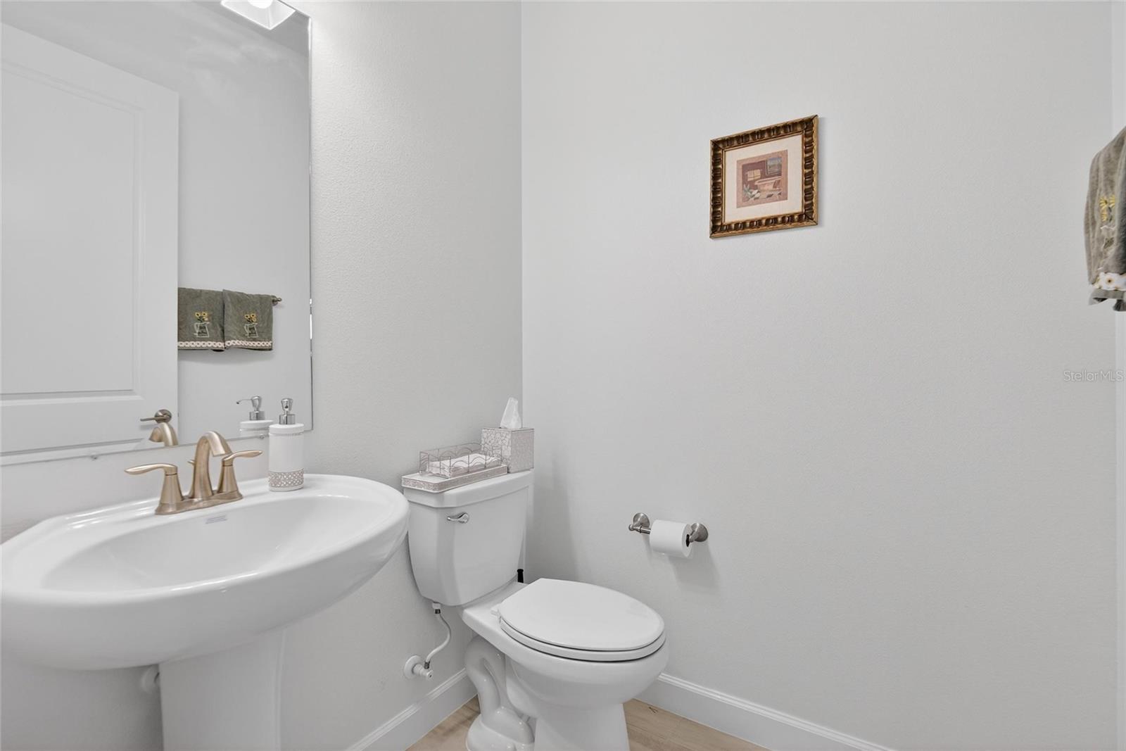 Image 18 of 89 For 17316 Scuba Crest Street