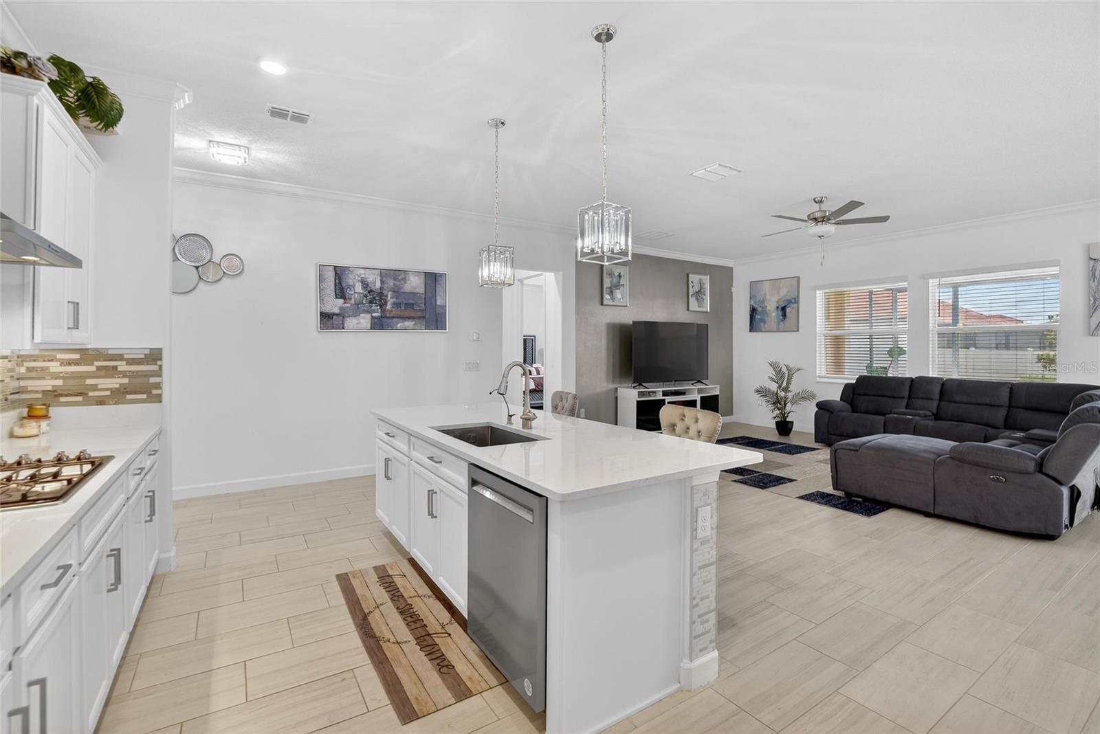 Image 21 of 89 For 17316 Scuba Crest Street