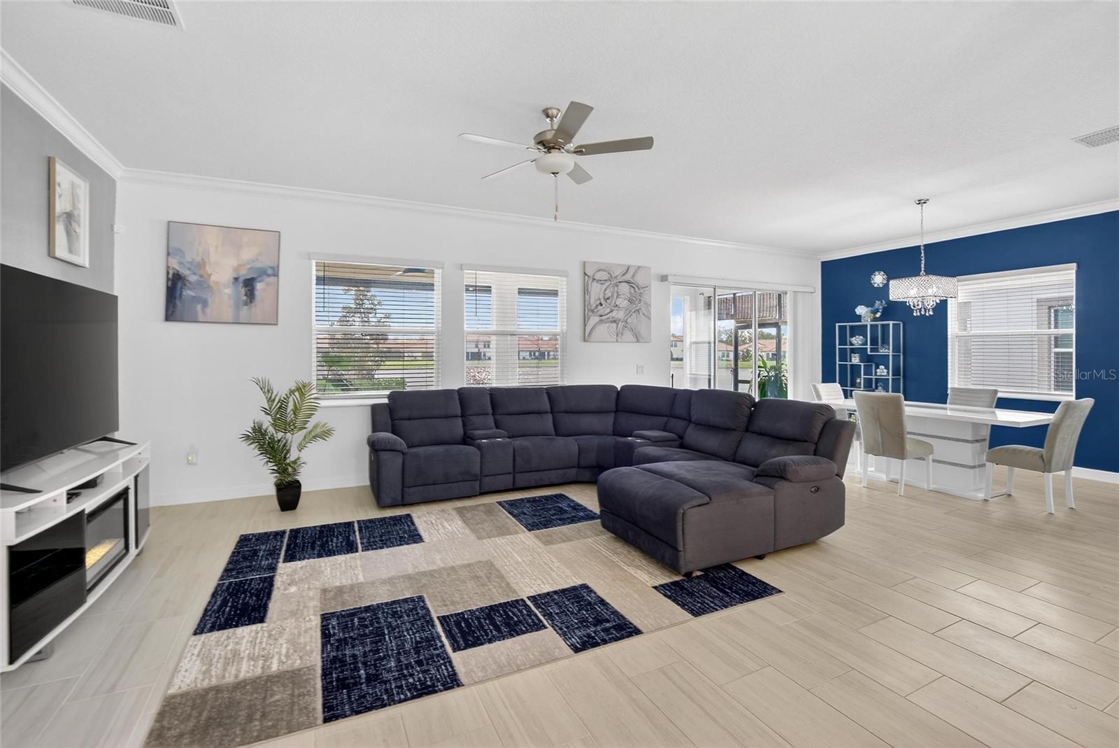 Image 26 of 89 For 17316 Scuba Crest Street