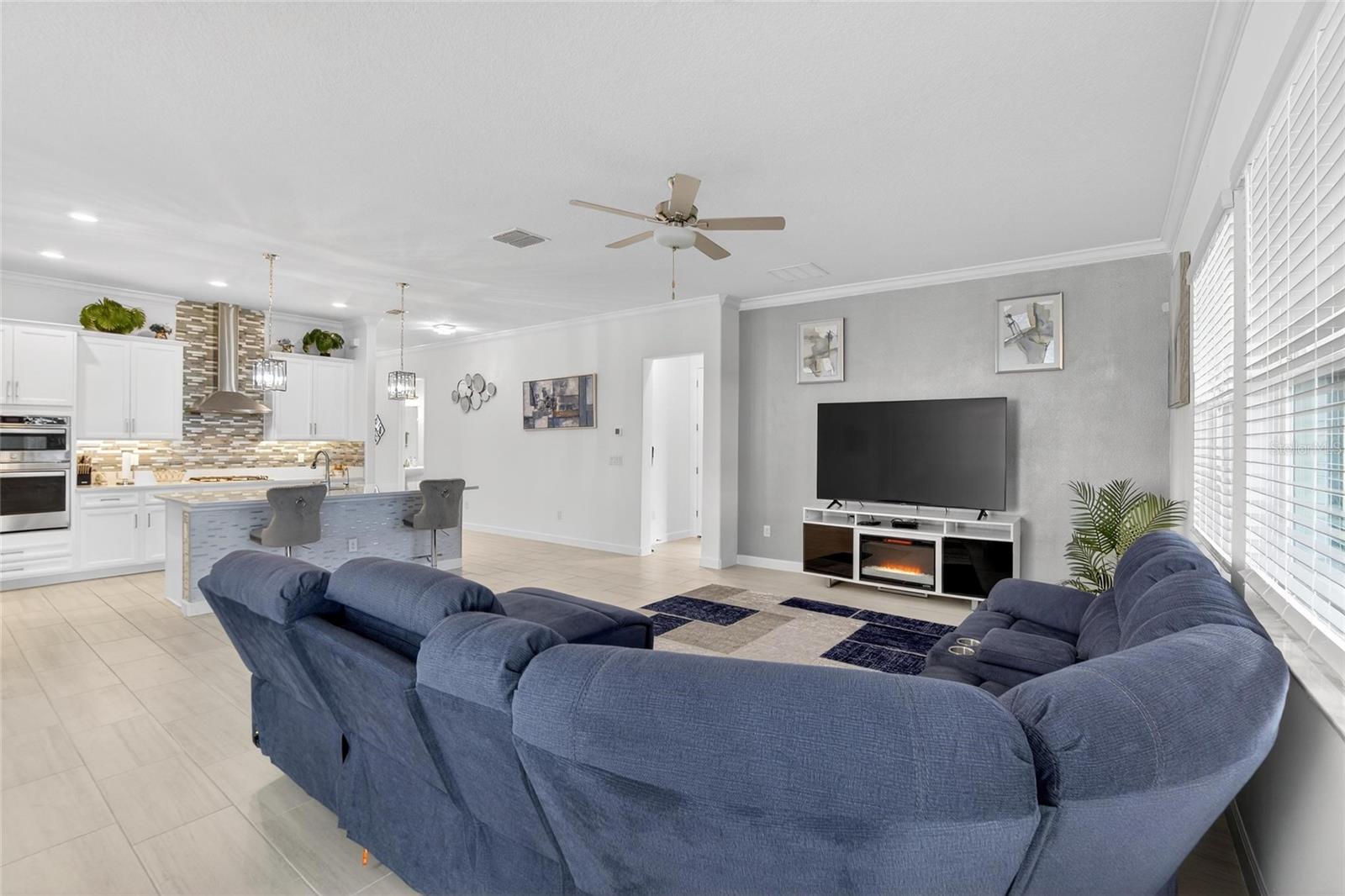 Image 28 of 89 For 17316 Scuba Crest Street