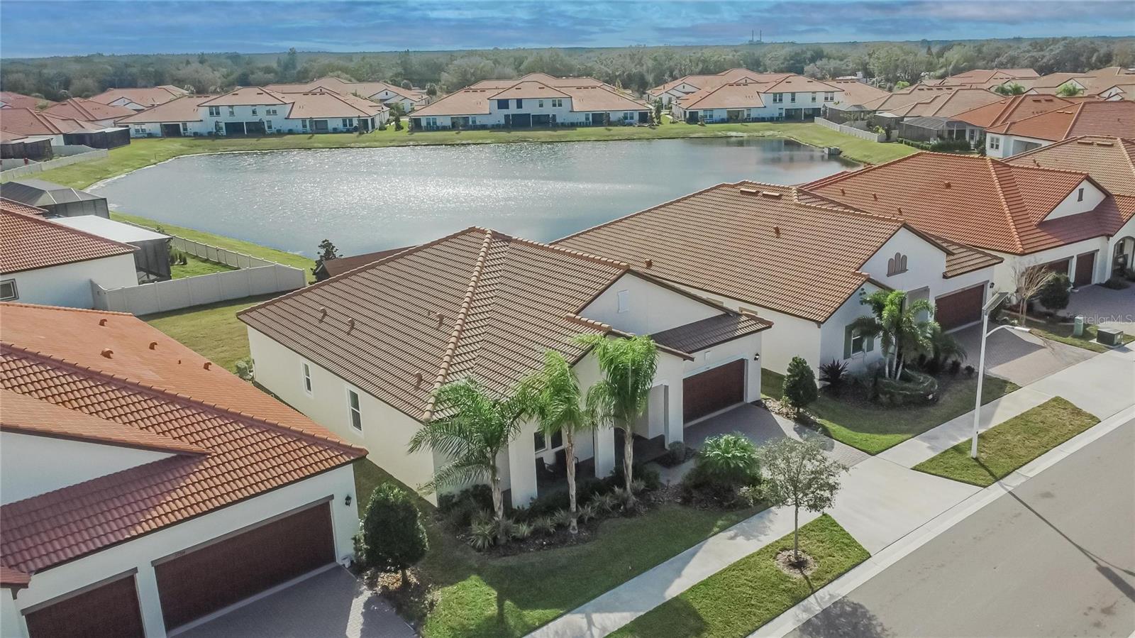 Image 62 of 89 For 17316 Scuba Crest Street