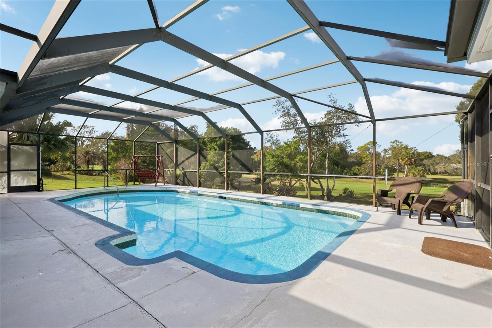 Listing photo id 34 for 8301 Valley Stream Lane